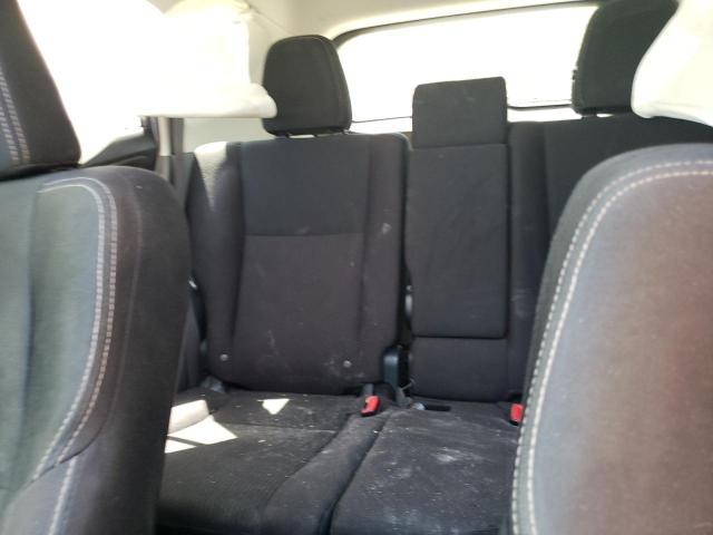 Photo 10 from auction – 2013 TOYOTA RAV4 XLE with VIN JTMWFREV3DD014989
