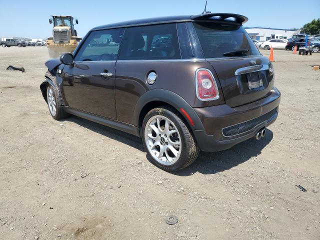 Photo 2 from auction – 2010 MINI COOPER S with VIN WMWMF7C56ATZ70352