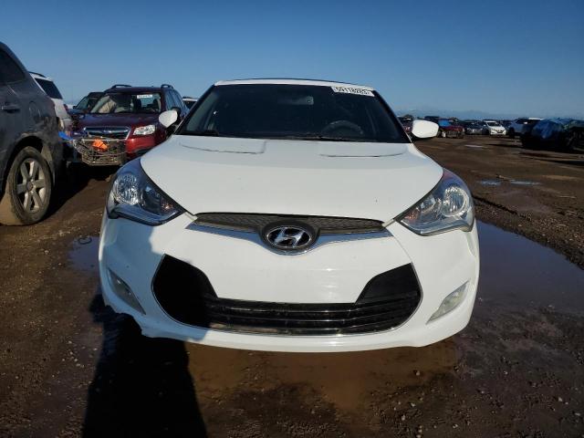 Photo 5 from auction – 2013 HYUNDAI VELOSTER with VIN KMHTC6AD5DU151290