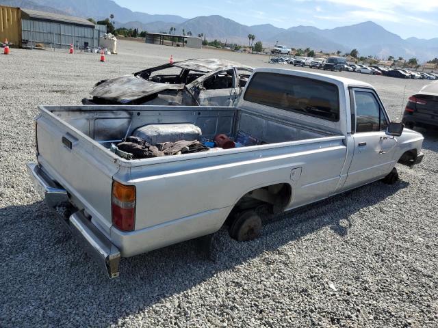 Photo 3 from auction – 1986 TOYOTA PICKUP 1/2 with VIN JT4RN55D4G0178117