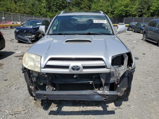 Photo 5 from auction – 2004 TOYOTA 4RUNNER SR with VIN JTEZU14R640036156