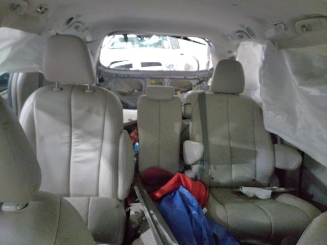 Photo 10 from auction – 2012 TOYOTA SIENNA XLE with VIN 5TDYK3DCXCS274942