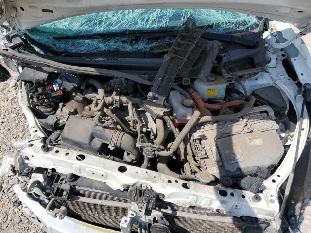 Photo 11 from auction – 2014 TOYOTA PRIUS C with VIN JTDKDTB37E1562839