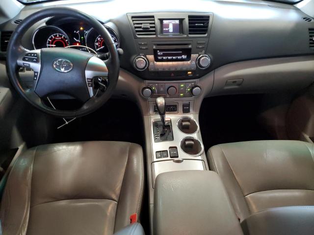 Photo 8 from auction – 2011 TOYOTA HIGHLANDER with VIN 5TDBK3EH9BS047417