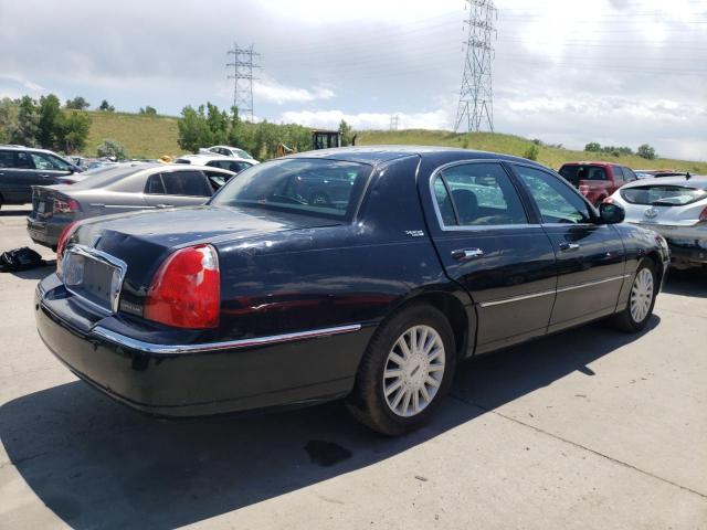 Photo 3 from auction – 2005 LINCOLN TOWN CAR S with VIN 1LNHM82W15Y663699