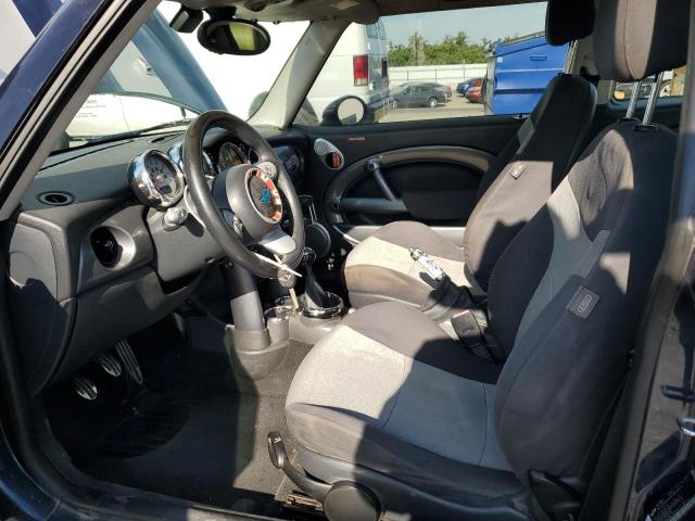 Photo 7 from auction – 2006 MINI COOPER S with VIN WMWRE33536TL18734