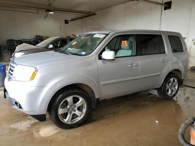 HONDA PILOT EX 2015 with VIN 5FNYF3H41FB028040 - Photo from auction