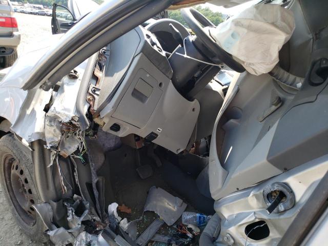 Photo 8 from auction – 2005 FORD FOCUS ZX4 with VIN 1FAFP34N05W210637
