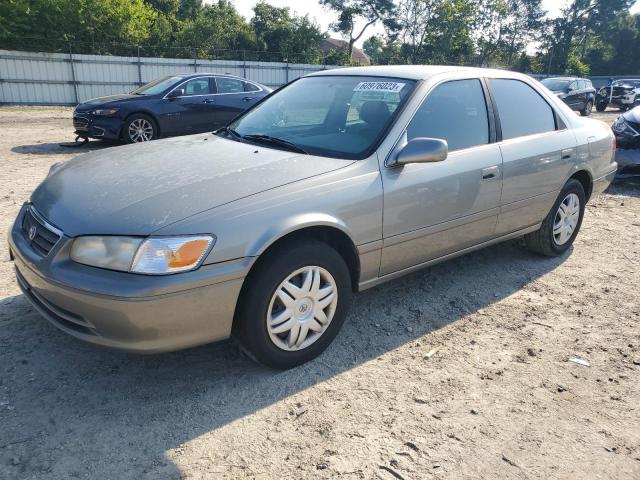 TOYOTA CAMRY CE 2000 with VIN JT2BG22K2Y0473756 - Photo from auction