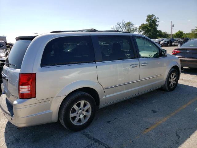 Photo 3 from auction – 2010 CHRYSLER TOWN & COU with VIN 2A4RR5D11AR285449