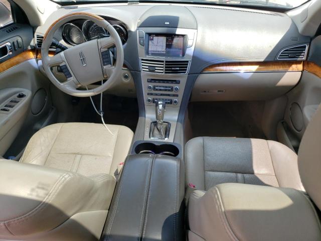 Zdjęcie 8 z aukcji – 2012 LINCOLN MKT z VIN 2LMHJ5AT0CBL54612