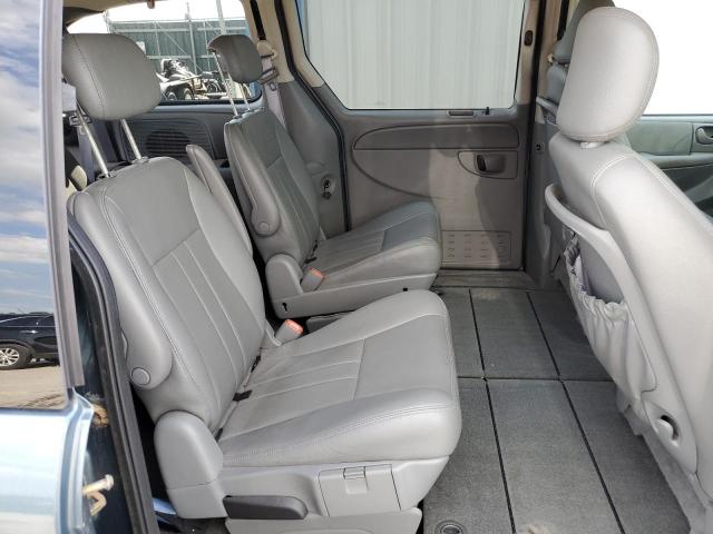 Photo 10 from auction – 2006 CHRYSLER TOWN & COU with VIN 2A4GP54L56R802015