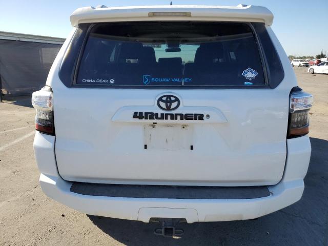 Photo 6 from auction – 2017 TOYOTA 4RUNNER SR with VIN JTEBU5JR4H5446489