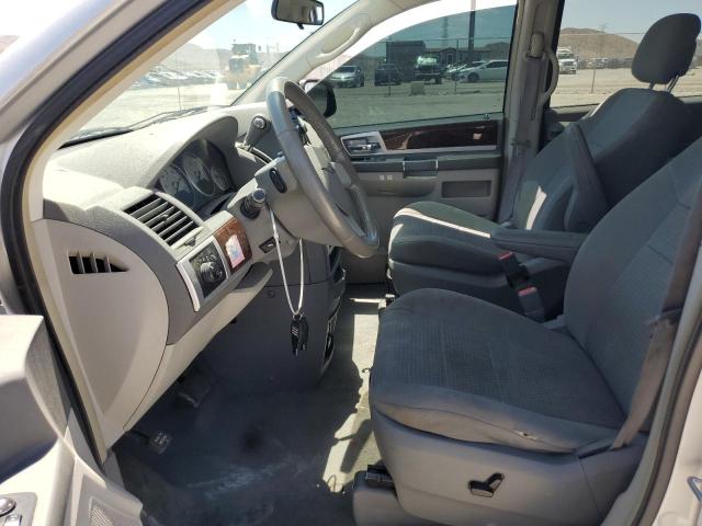 Photo 7 from auction – 2010 CHRYSLER TOWN & COU with VIN 2A4RR5D13AR289311