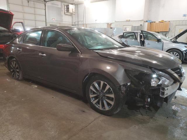 Photo 4 from auction – 2017 NISSAN ALTIMA 2.5 with VIN 1N4AL3AP2HC120875