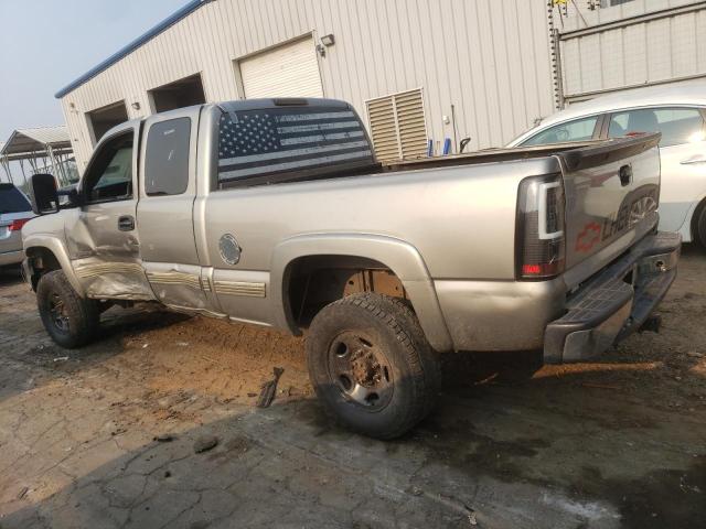 Снимка 2 от търг – 2002 CHEVROLET SILVERADO с VIN 1GCHC29U22E283308