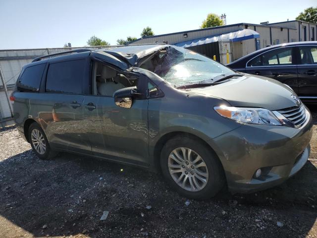 Photo 4 from auction – 2013 TOYOTA SIENNA XLE with VIN 5TDYK3DC3DS366007