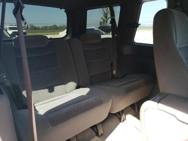 Photo 10 from auction – 2001 FORD EXPLORER S with VIN 1FMCU70E81UA55162