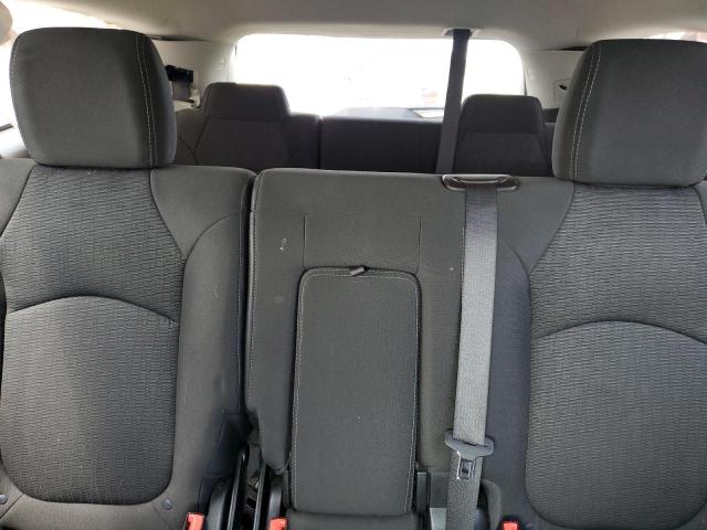 Photo 10 from auction – 2017 CHEVROLET TRAVERSE L with VIN 1GNKRGKD6HJ160159