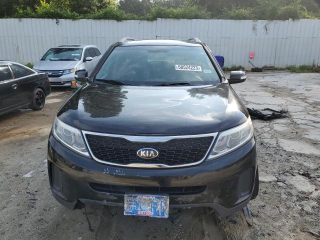 Photo 5 from auction – 2015 KIA SORENTO LX with VIN 5XYKTDA72FG591860