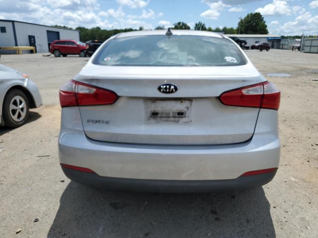 Photo 6 from auction – 2016 KIA FORTE LX with VIN KNAFK4A62G5493351