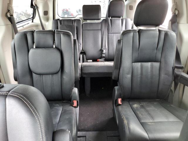 Photo 10 from auction – 2016 CHRYSLER TOWN & COU with VIN 2C4RC1BG2GR304882