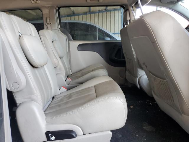 Photo 11 from auction – 2015 CHRYSLER TOWN & COU with VIN 2C4RC1AG6FR698337