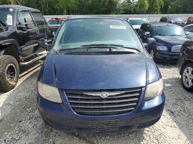 Photo 5 from auction – 2005 CHRYSLER TOWN & COU with VIN 1C4GP45R55B411219
