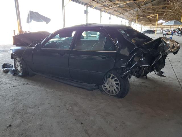 Photo 2 from auction – 1998 ACURA 3.5RL with VIN JH4KA9641WC010367