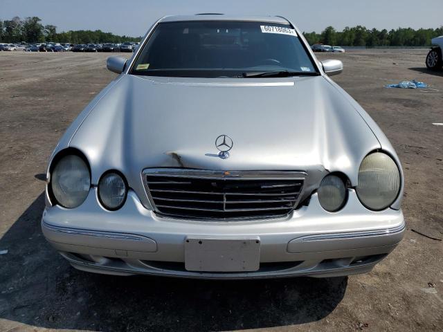 Photo 5 from auction – 2001 MERCEDES-BENZ E 320 with VIN WDBJF65J61B333976