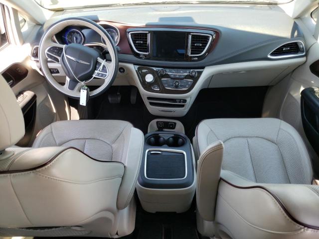 Photo 8 from auction – 2017 CHRYSLER PACIFICA L with VIN 2C4RC1GG2HR505286
