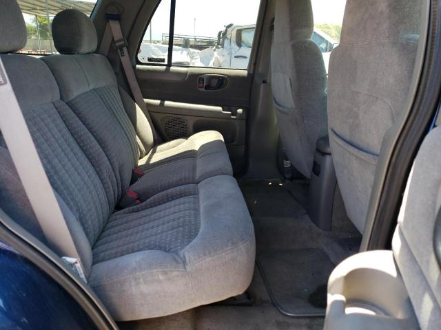 Photo 10 from auction – 1998 CHEVROLET BLAZER with VIN 1GNDT13W3W2193408