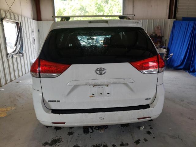 Photo 6 from auction – 2011 TOYOTA SIENNA XLE with VIN 5TDYK3DC7BS123197
