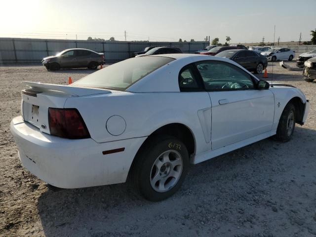 Photo 3 from auction – 2000 FORD MUSTANG with VIN 1FAFP4043YF266756