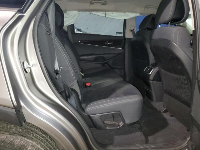Photo 11 from auction – 2016 KIA SORENTO LX with VIN 5XYPGDA32GG173131