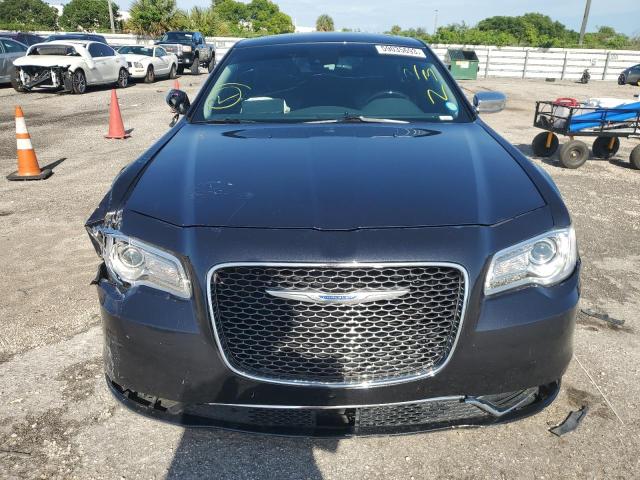Photo 5 from auction – 2018 CHRYSLER 300 LIMITE with VIN 2C3CCAEG9JH227799