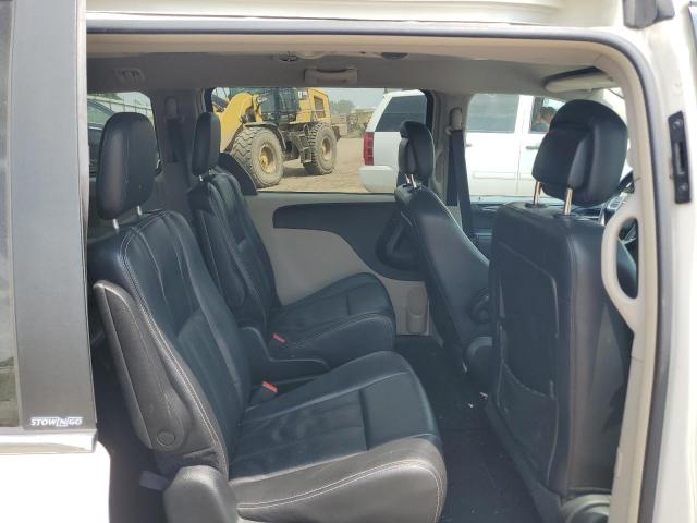 Photo 11 from auction – 2012 CHRYSLER TOWN & COU with VIN 2C4RC1BG6CR425019