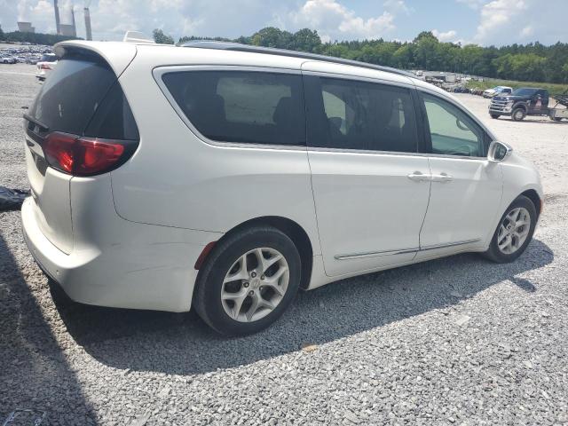 Photo 3 from auction – 2020 CHRYSLER PACIFICA L with VIN 2C4RC1GG3LR156180