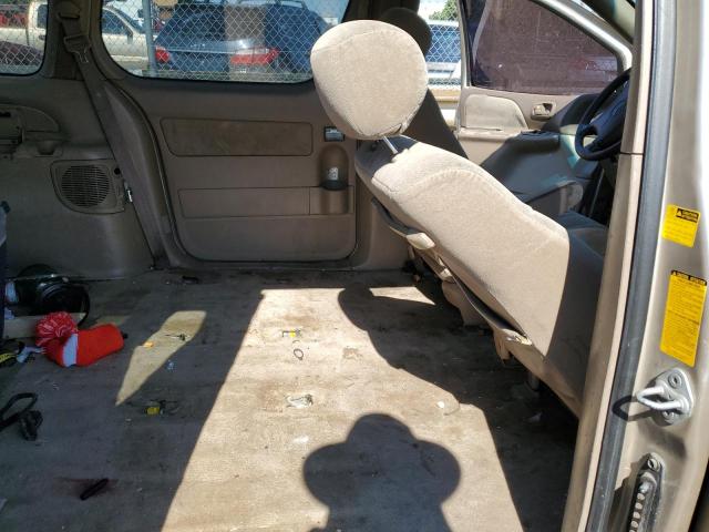 Photo 11 from auction – 2002 TOYOTA SIENNA LE with VIN 4T3ZF13C12U416607