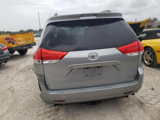 Photo 6 from auction – 2011 TOYOTA SIENNA XLE with VIN 5TDYK3DC1BS112129