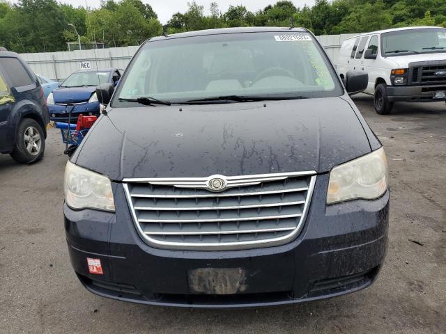 Photo 5 from auction – 2010 CHRYSLER TOWN AND C with VIN 2A4RR4DE8AR226458