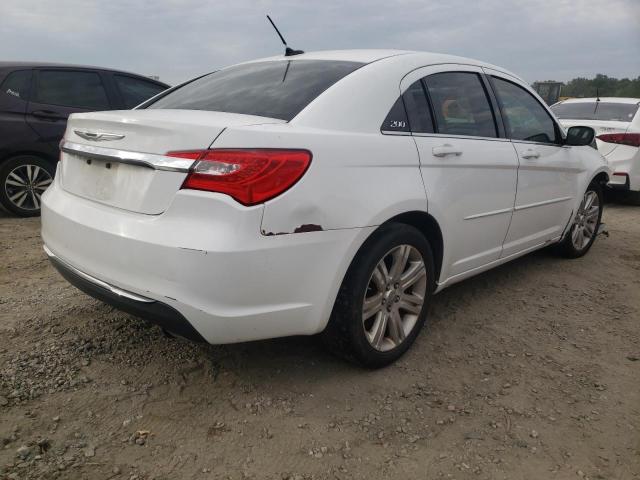 Photo 3 from auction – 2013 CHRYSLER 200 TOURIN with VIN 1C3CCBBB2DN656440