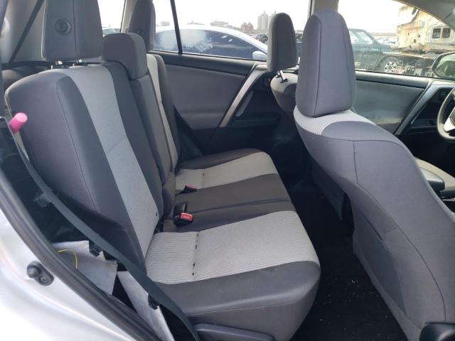 Photo 11 from auction – 2015 TOYOTA RAV4 LE with VIN JTMZFREV3FD063058