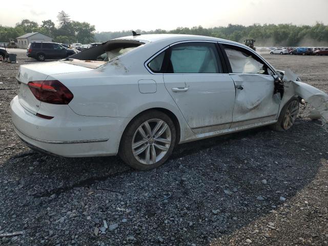 Photo 3 from auction – 2018 VOLKSWAGEN PASSAT SEL with VIN 1VWCA7A30JC012593