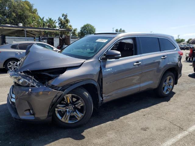 TOYOTA HIGHLANDER 2017 with VIN 5TDDGRFHXHS029979 - Photo from auction