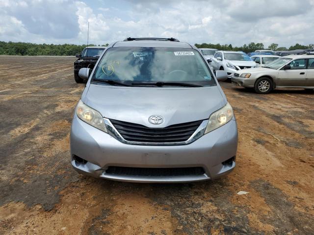 Photo 5 from auction – 2012 TOYOTA SIENNA LE with VIN 5TDJK3DC4CS043276