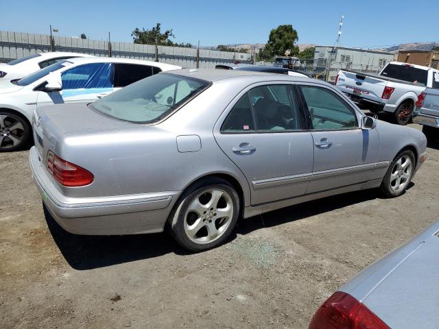 Photo 3 from auction – 2002 MERCEDES-BENZ E320 with VIN WDBJF65J82B498882
