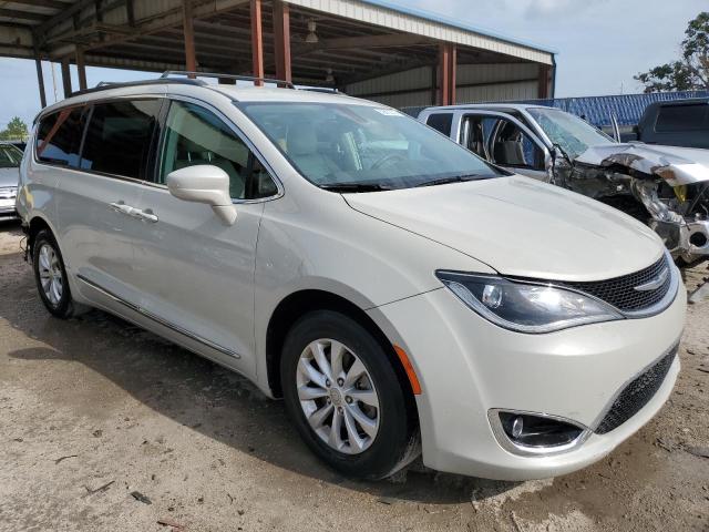 Photo 4 from auction – 2017 CHRYSLER PACIFICA T with VIN 2C4RC1BG8HR621485