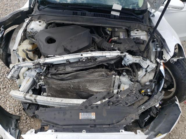 Photo 11 from auction – 2013 FORD FUSION SE with VIN 3FA6P0HR2DR221488
