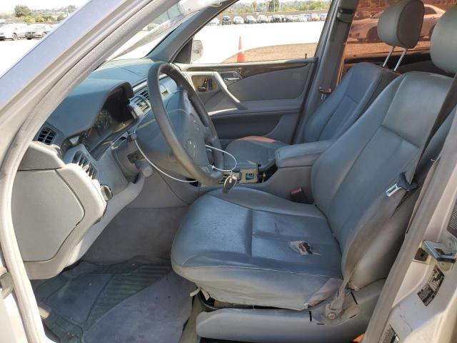 Photo 7 from auction – 2002 MERCEDES-BENZ E 320 with VIN WDBJF65J02B469845